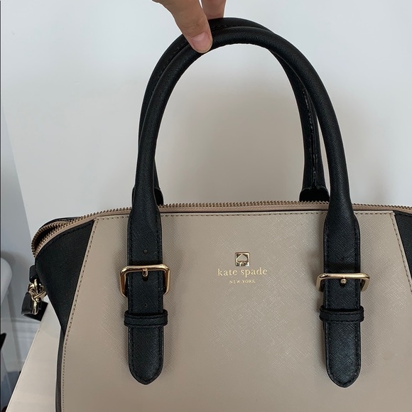 Good condition KATE SPADE PURSE! CHEAP PRICE - Picture 2 of 10